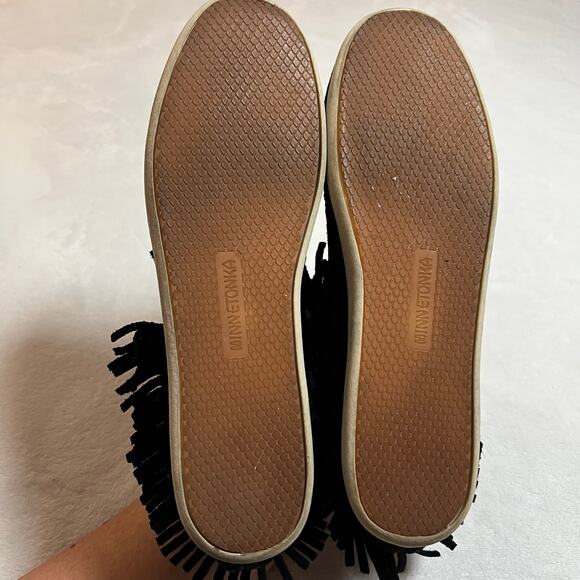 Minnetonka Women's Venice Suede Fringe Moccasin Booties Size 8 Boho Hippie - Picture 10 of 11